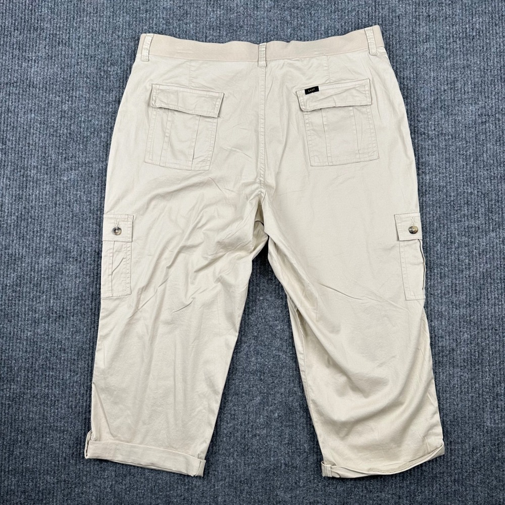 Lee Capri Pants Womens 18M Ultra Lux Comfort Pioneer Beige NWT Utility - Picture 3 of 15